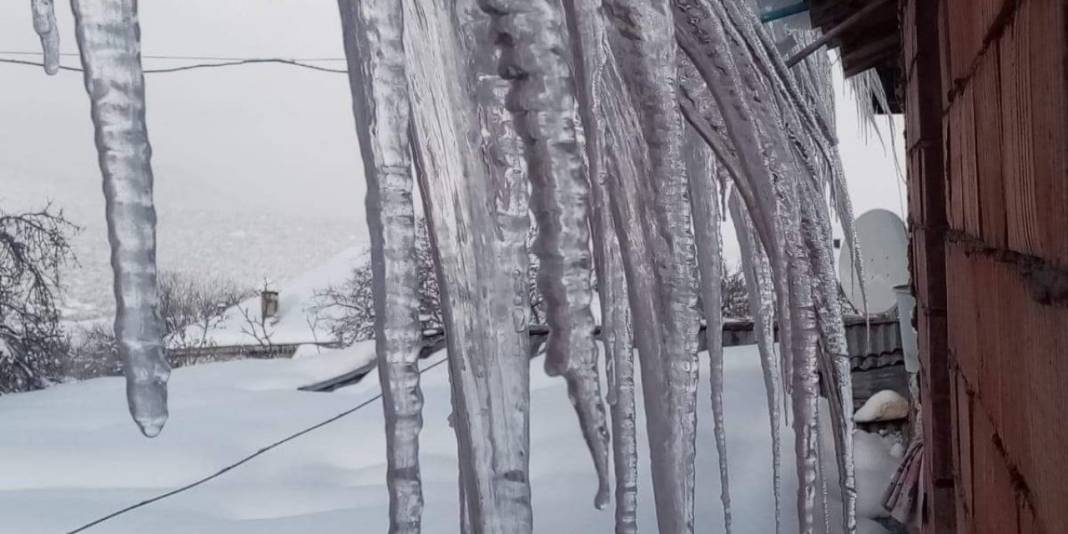 Konya dondu! Eksi 11 derece görüldü 3